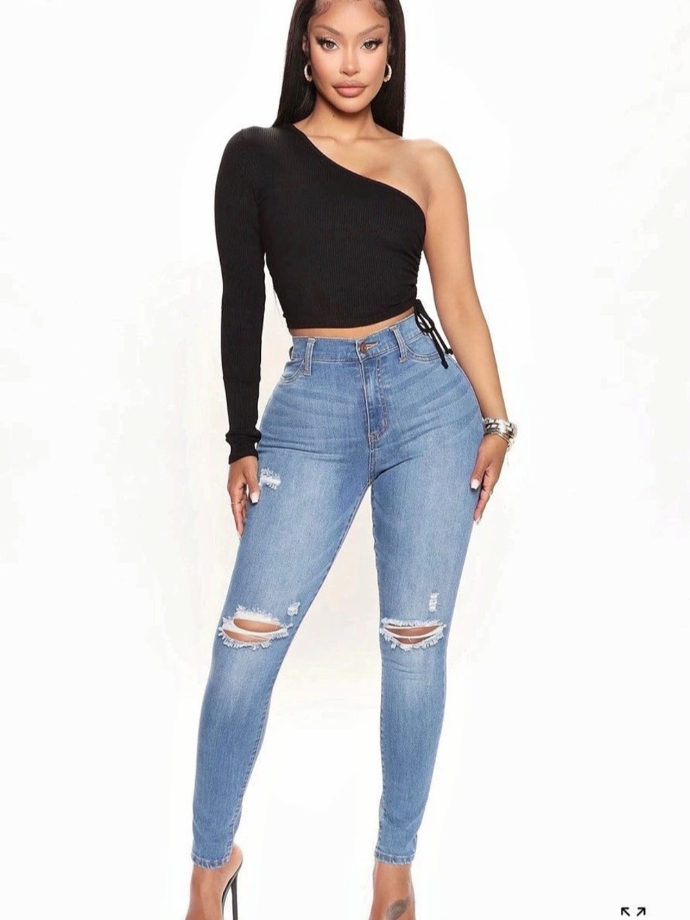 Fashion Nova- our favorite high rise skinny jeans